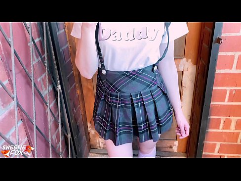 ❤️ Une écolière suce profondément sa bite et baise au lieu de faire la classe. Vidéo de sexe at fr.pornohdmega.ru