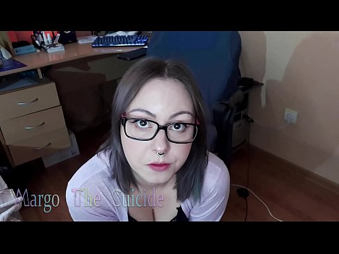 ❤️ Une fille sexy avec des lunettes suce profondément un gode devant la caméra Vidéo de sexe at fr.pornohdmega.ru