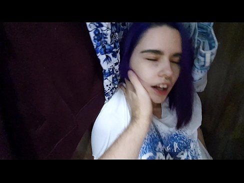 ❤️ J'ai trouvé ma soeur dans le placard et je l'ai aidée à jouir. Vidéo de sexe at fr.pornohdmega.ru